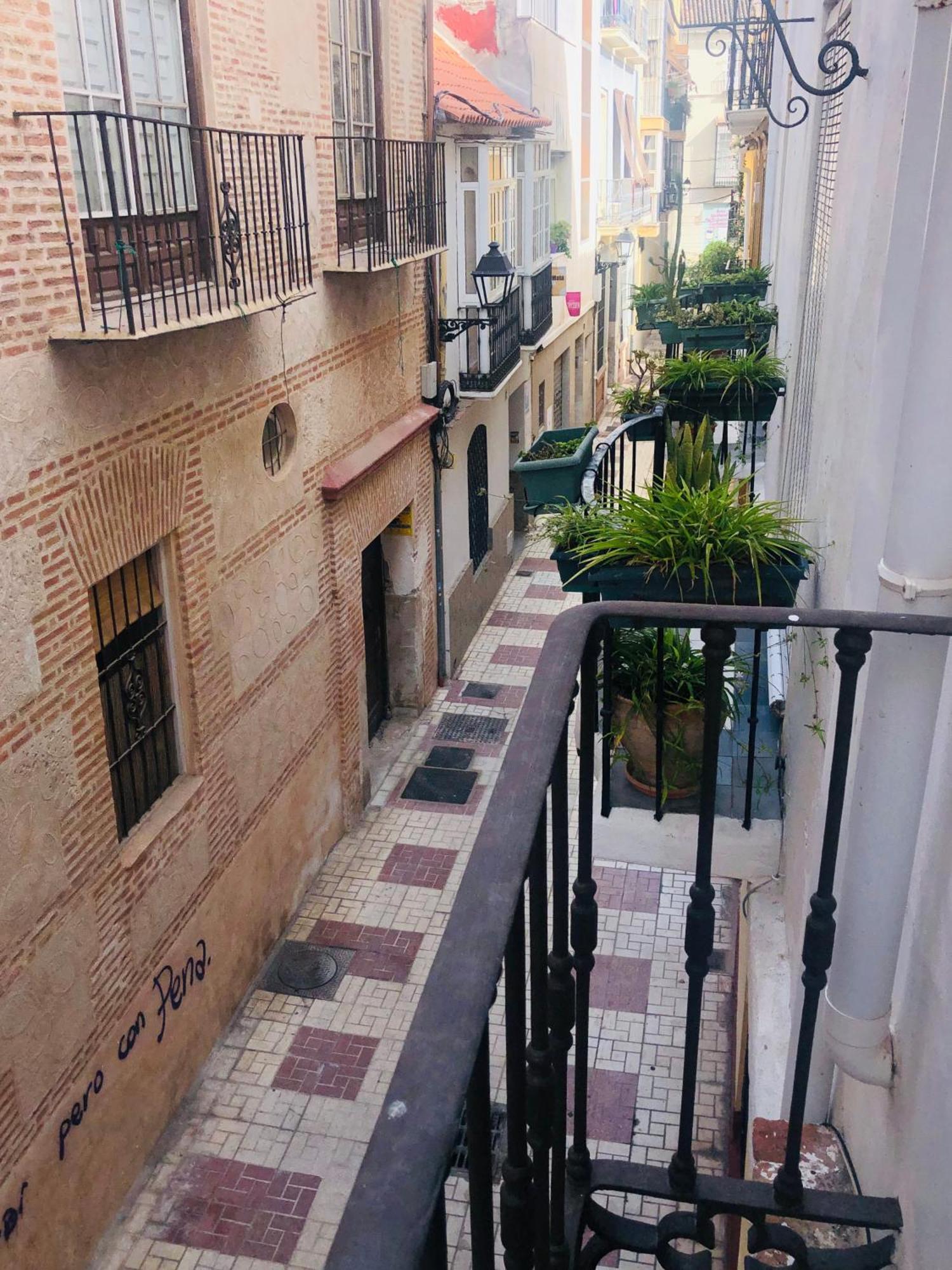 Economic Centro Apartment
